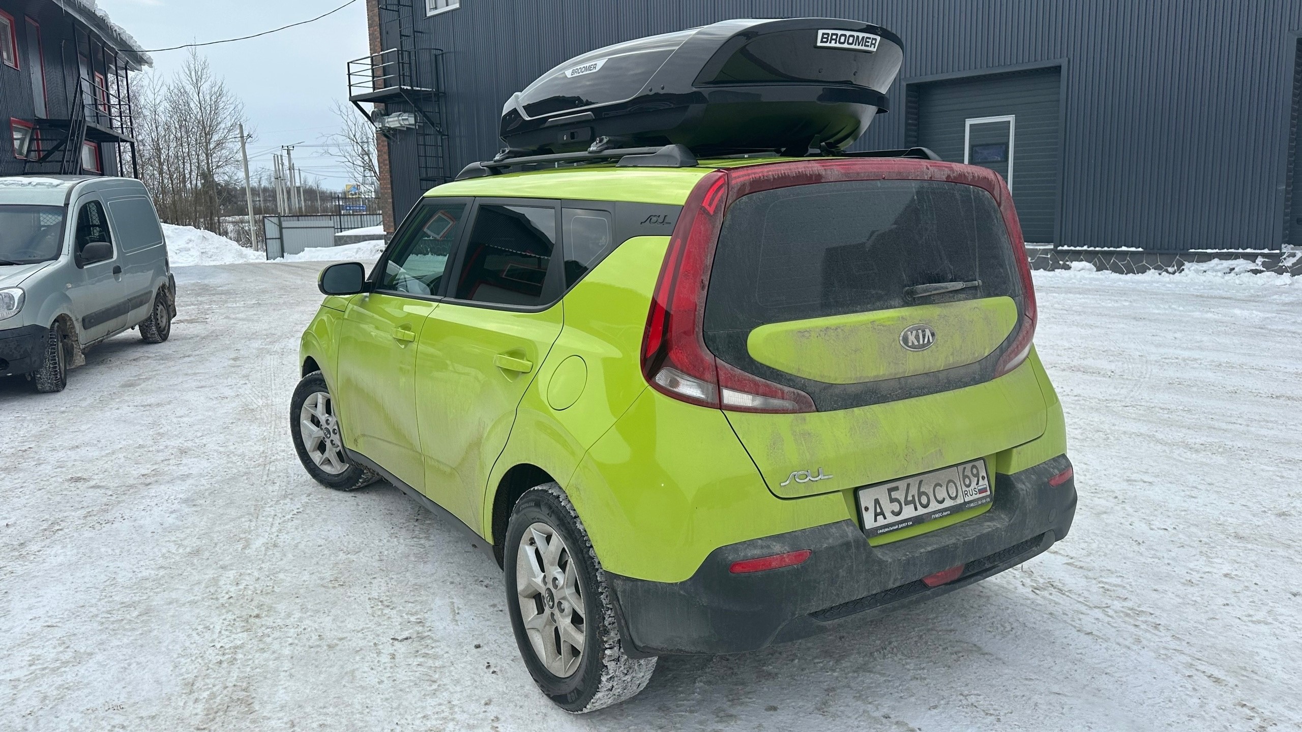 Kia Soul + Автобокс Broomer